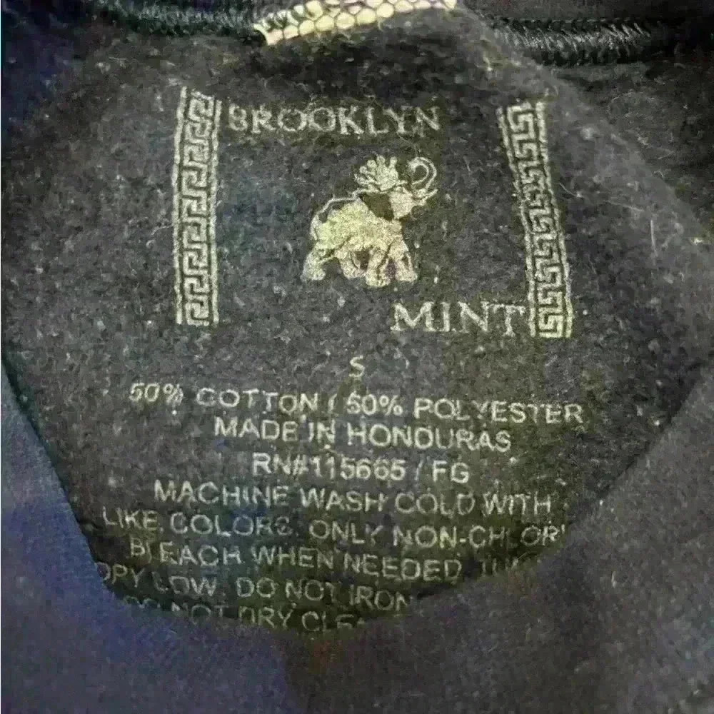 Brooklyn Mint Notorious BIG small black crew neck - Picture 3 of 4